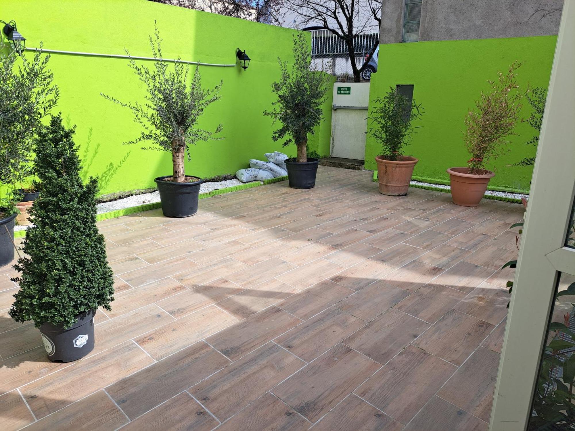 נבר Hotel Beausejour מראה חיצוני תמונה