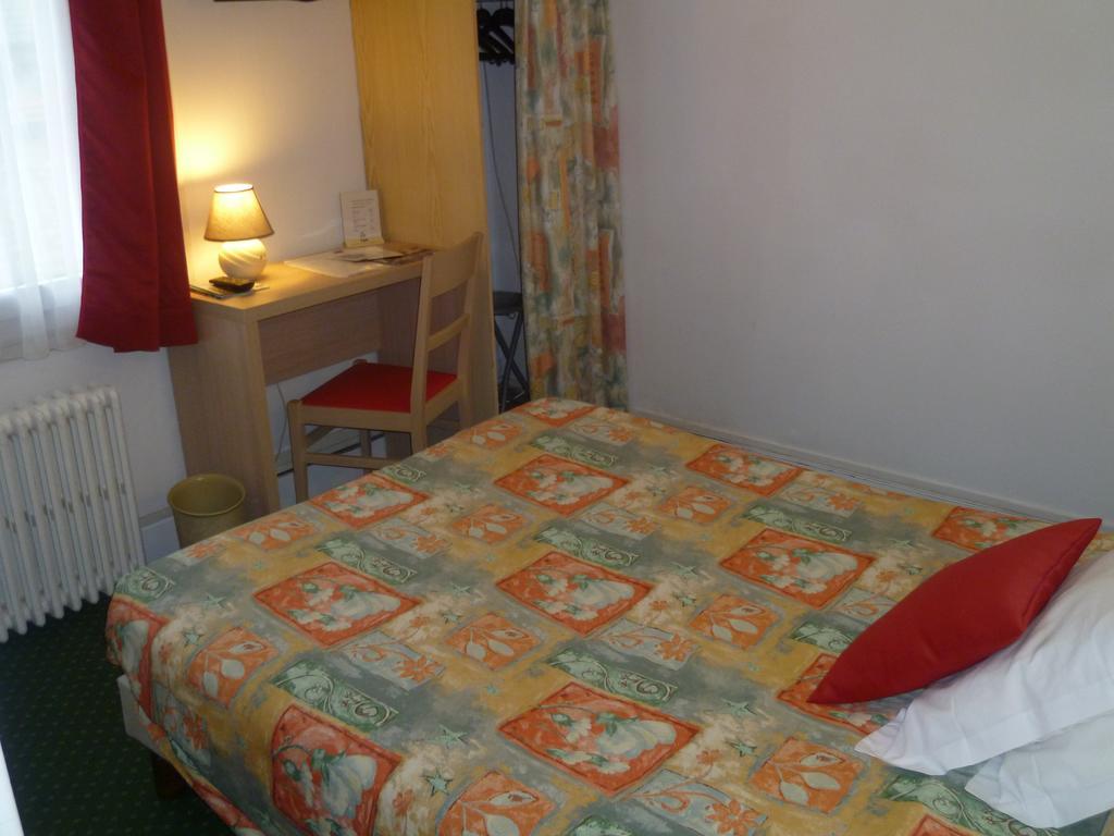 נבר Hotel Beausejour מראה חיצוני תמונה